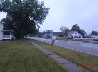 501 S Main St, Pine Island, MN 55963