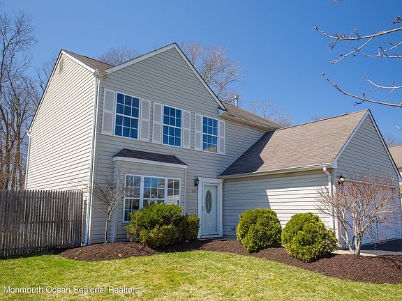 2nd image of 926 Stamler Dr