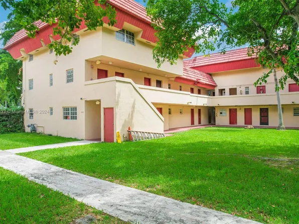 10901 N Kendall Dr #203, Miami, FL 33176
