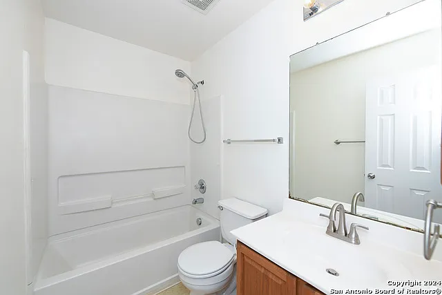 16134 Branching Oaks — Photo 21