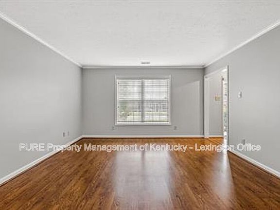 5th image of 872 Burkewood Dr