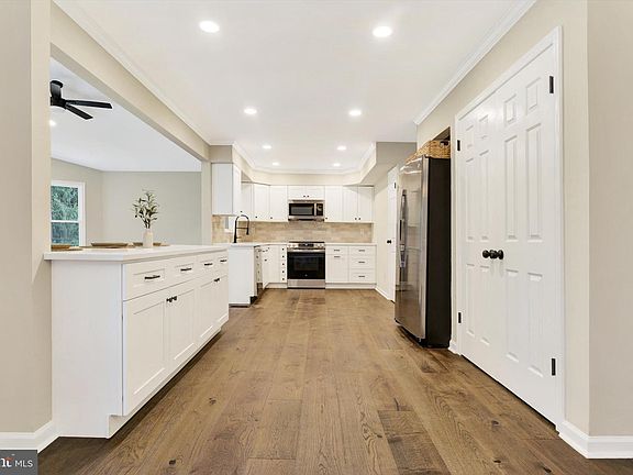 2nd image of 1310 Allenby Ct