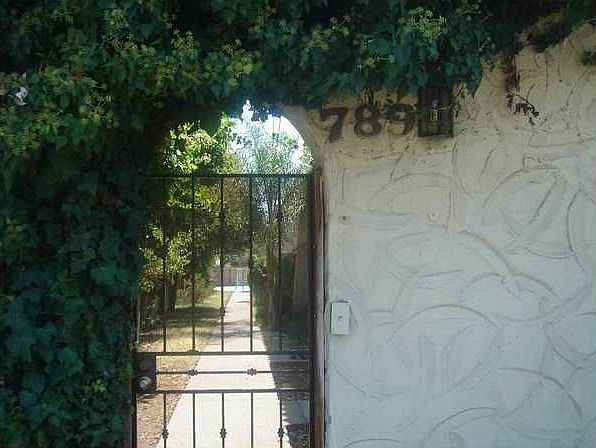 1st image of 789 N Mollison Ave APT 6