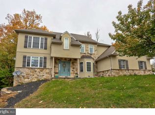 801 Sycamore Rd, Mohnton, PA 19540