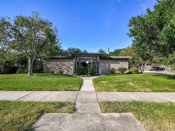 2nd image of 5502 Dumfries Dr
