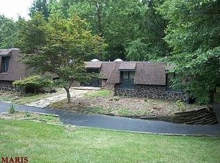 14500 Ladue Rd, Chesterfield, MO 63017