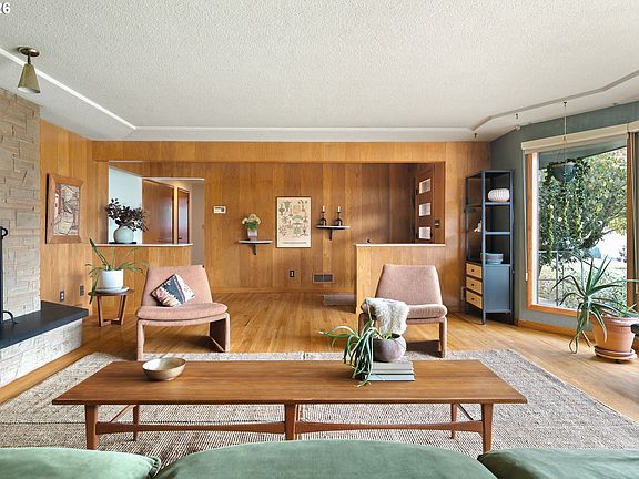 4th image of 3906 NE Rosa Parks Way
