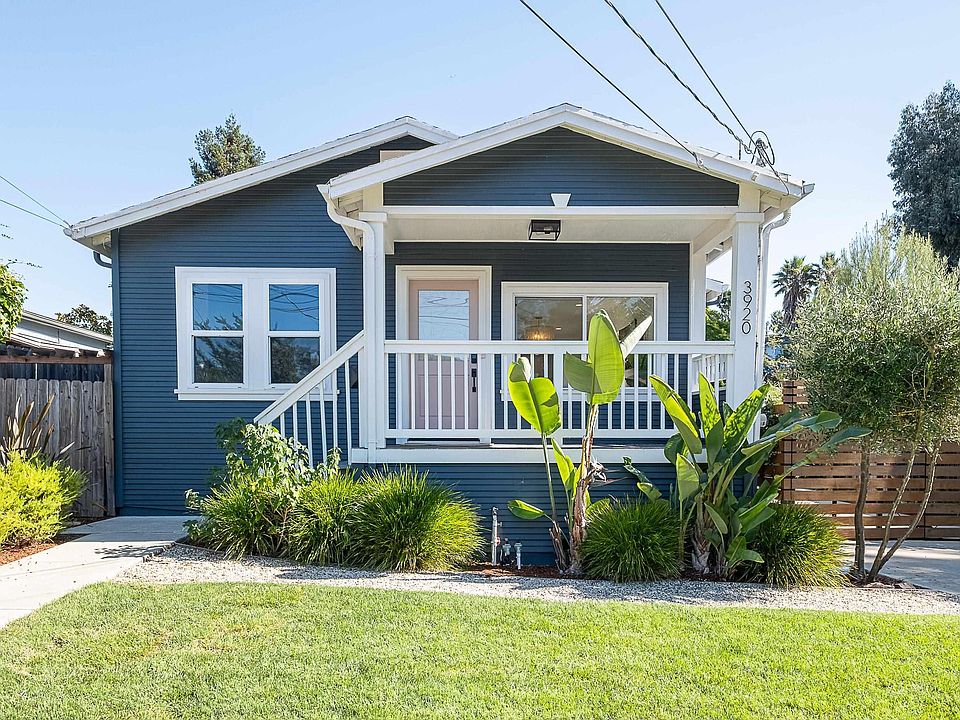 1st image of 3920 Edgemoor Pl