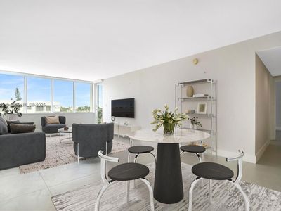 8233 Harding Ave APT 508, Miami Beach, FL, 33141