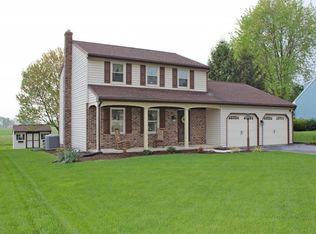 520 Westfield Dr, Landisville, PA 17538
