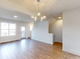 340 Ambleton St NW #112, Calgary, AB T3P1W9