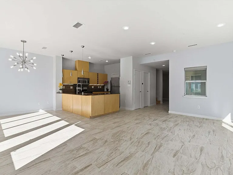 3936 Silver Ave SE — Photo 10