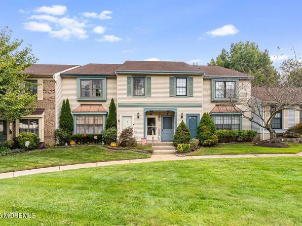 11 Interlaken Court #4, Freehold, NJ 07728