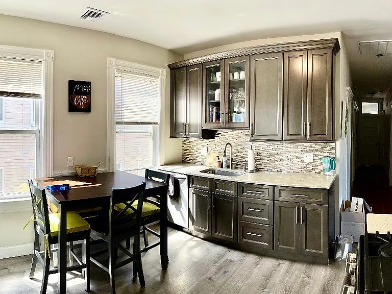 2 Sawyer Ave #3 — Photo 20