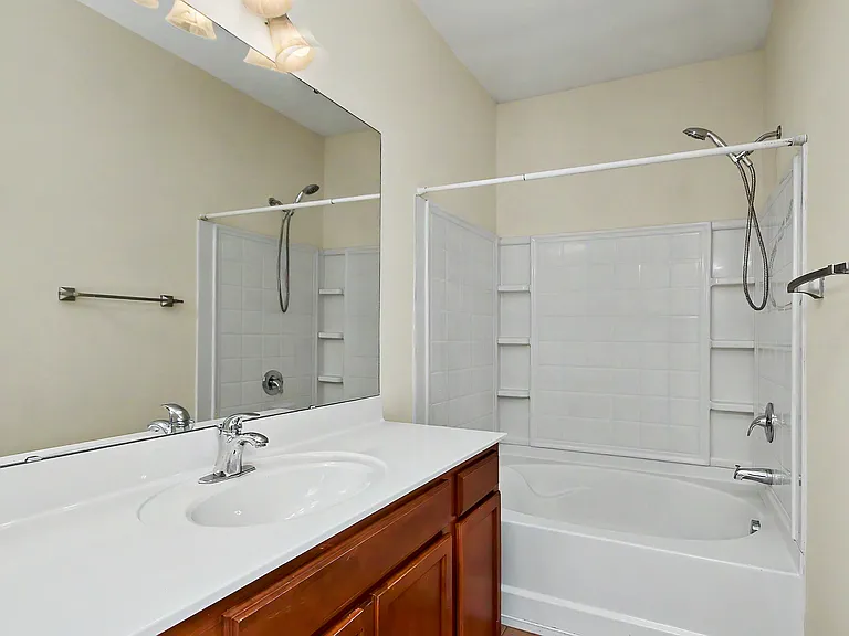 11233 Cedar Walk Ln — Photo 13