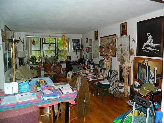 5th image of 650 Warburton Ave APT 4L