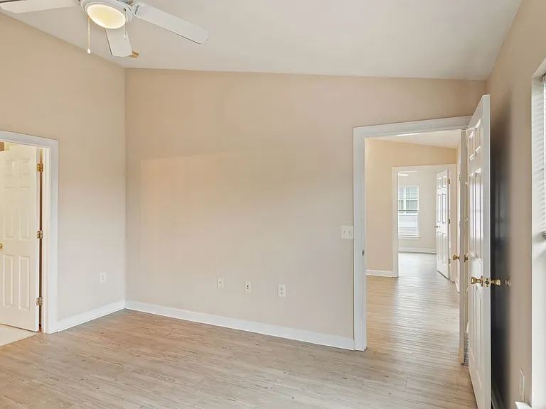 929 Morreene Rd #B31 — Photo 7