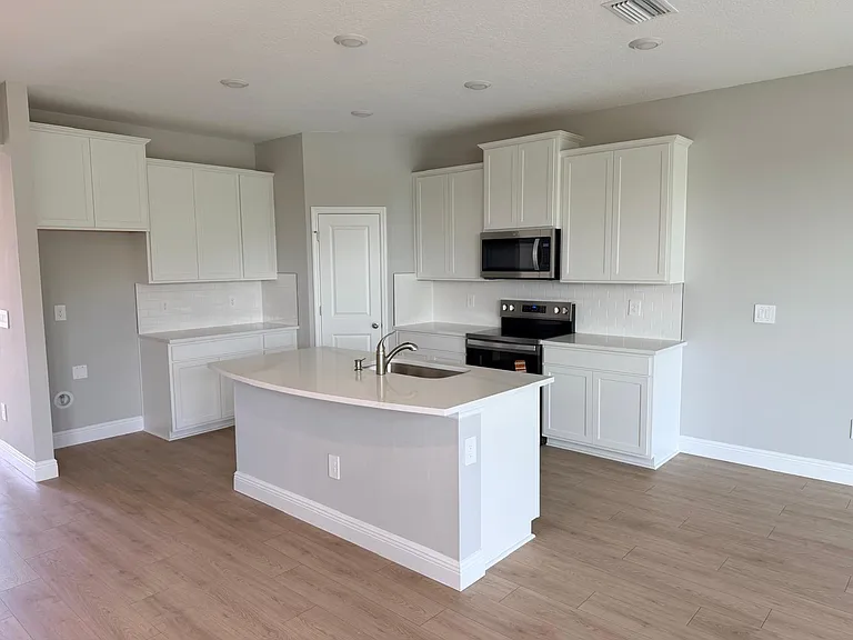 32546 Rosepine Blvd — Photo 8