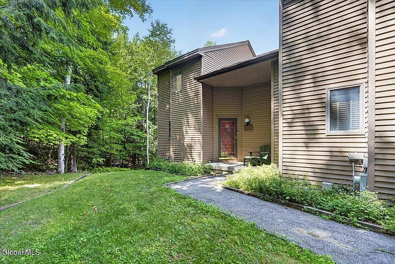 4th image of 47 Gore Village Lane Unit 16