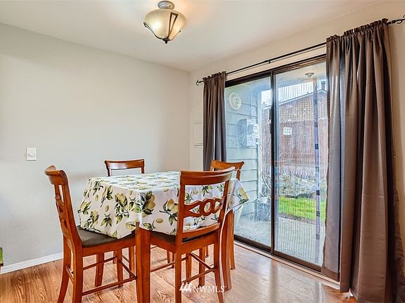 Formal dining room