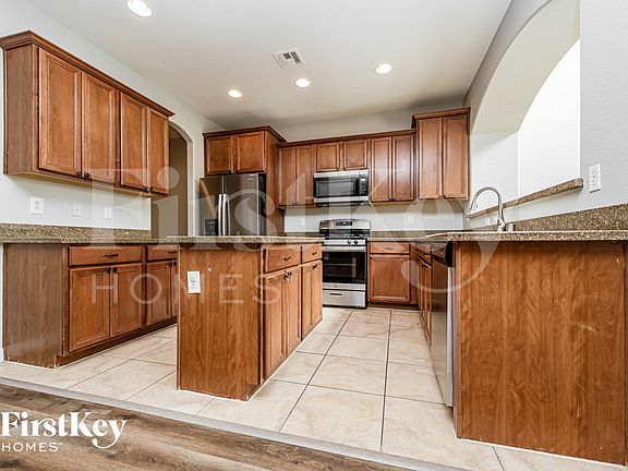 5th image of 4184 Octans St