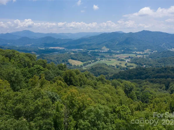 Frontier Way, Waynesville, NC 28785