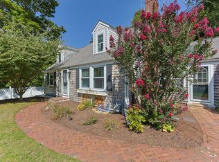 24 Hilltop Dr, Marstons Mills, MA 02648