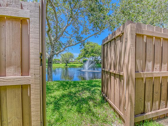5th image of 215 Old English Drive