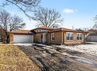 18103 Cherrywood Ln, Homewood, IL 60430