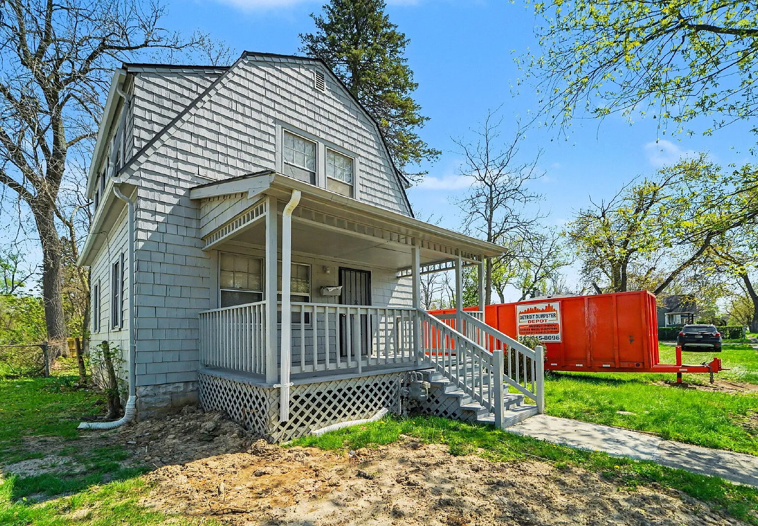 3 bed, 1.0 bath, 960 sqft, $1,250 — Photo 3