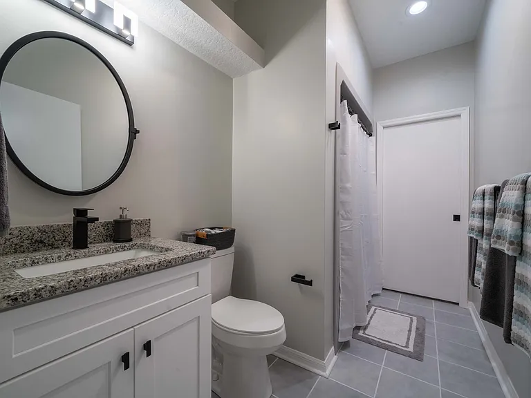 2209 N Brentwood Cir — Photo 6