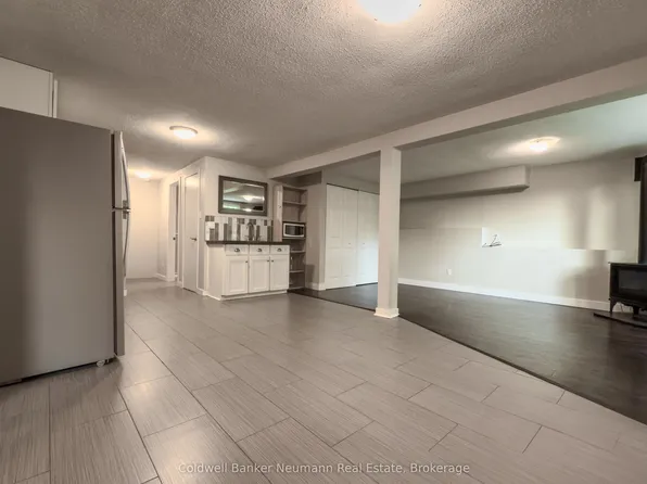 723 Scottsdale Dr, Guelph, ON N1G 3P3
