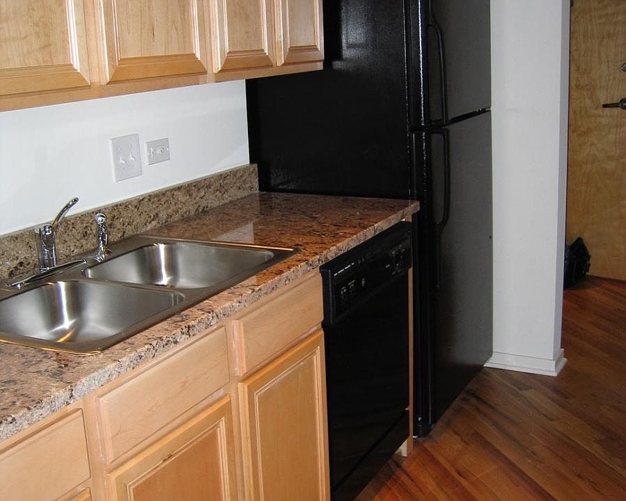 1st image of 2029 Grand Blvd APT 512