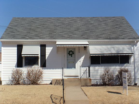 3rd image of 5209 Fairview Ave