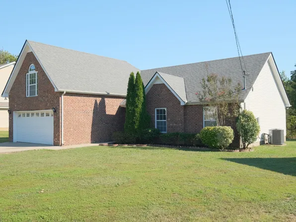 630 Martinsdale Ct, La Vergne, TN 37086