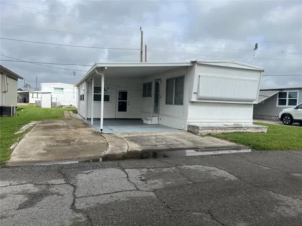 281 Floramana Ln, Palmetto, FL 34221