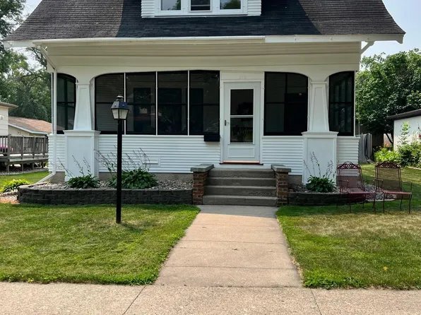 275 7th Ave, Granite Falls, MN 56241