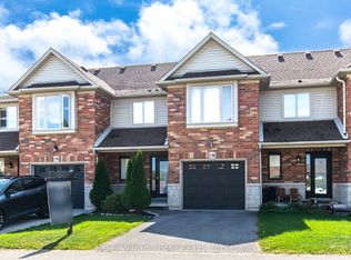 188 Livingston Ave #2, Grimsby, ON L3M 5R7