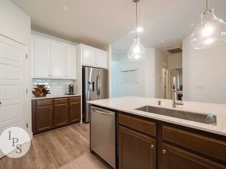 615 Wishon Ave W — Photo 13
