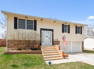 20148 S Greenfield Ln, Frankfort, IL 60423