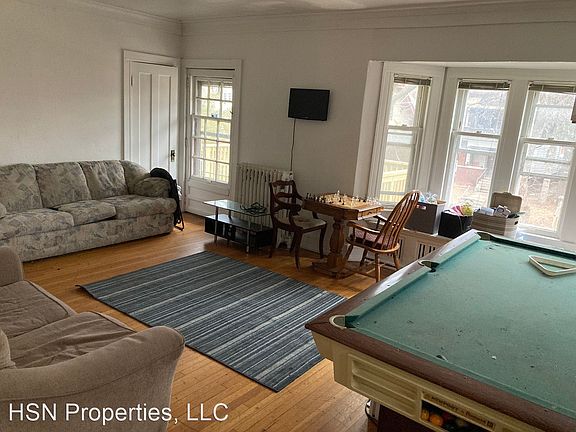 2nd image of 3043 N Farwell Ave