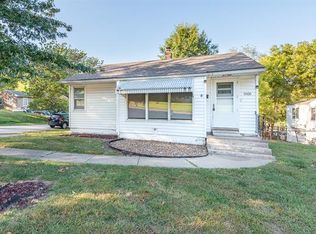 9900 E Westport Rd, Independence, MO 64052