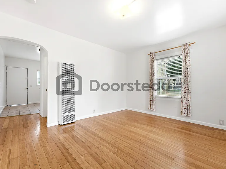 4339 Adeline St #B — Photo 5