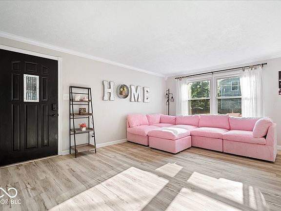 4th image of 8807 Moll Dr