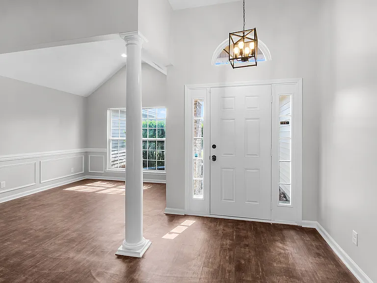 132 Pampas Dr — Photo 19