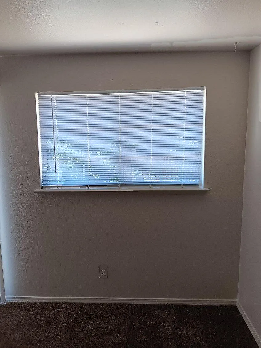 3 bed, 1158 sqft, $1,900 — Photo 1