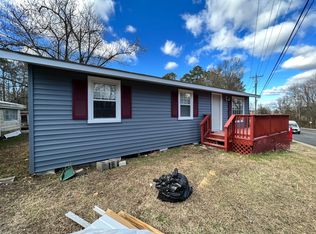 225 Northwest Ave, Blackstone, VA 23824