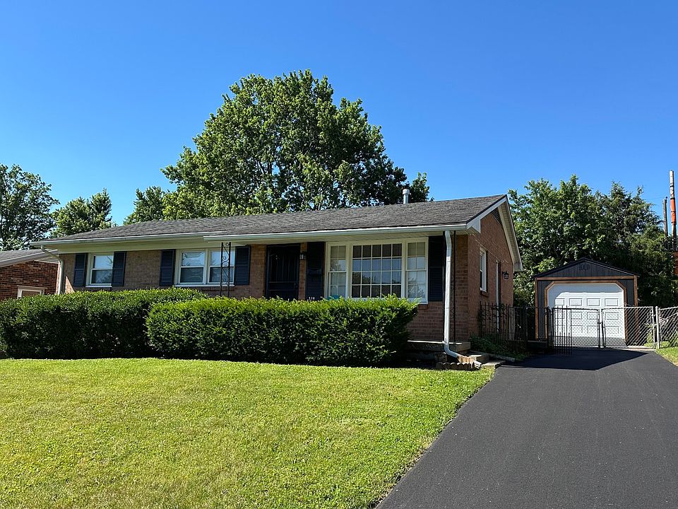 1st image of 370 Gawaine Dr