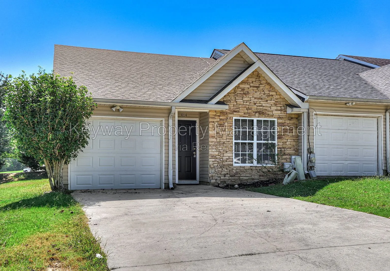 3 bed, 2.0 bath, 1366 sqft, $1,485 — Photo 2
