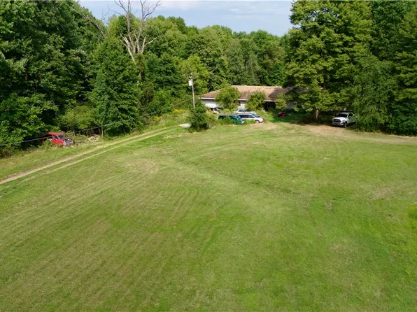4238 Saranac Dr, Sharpsville, PA 16150